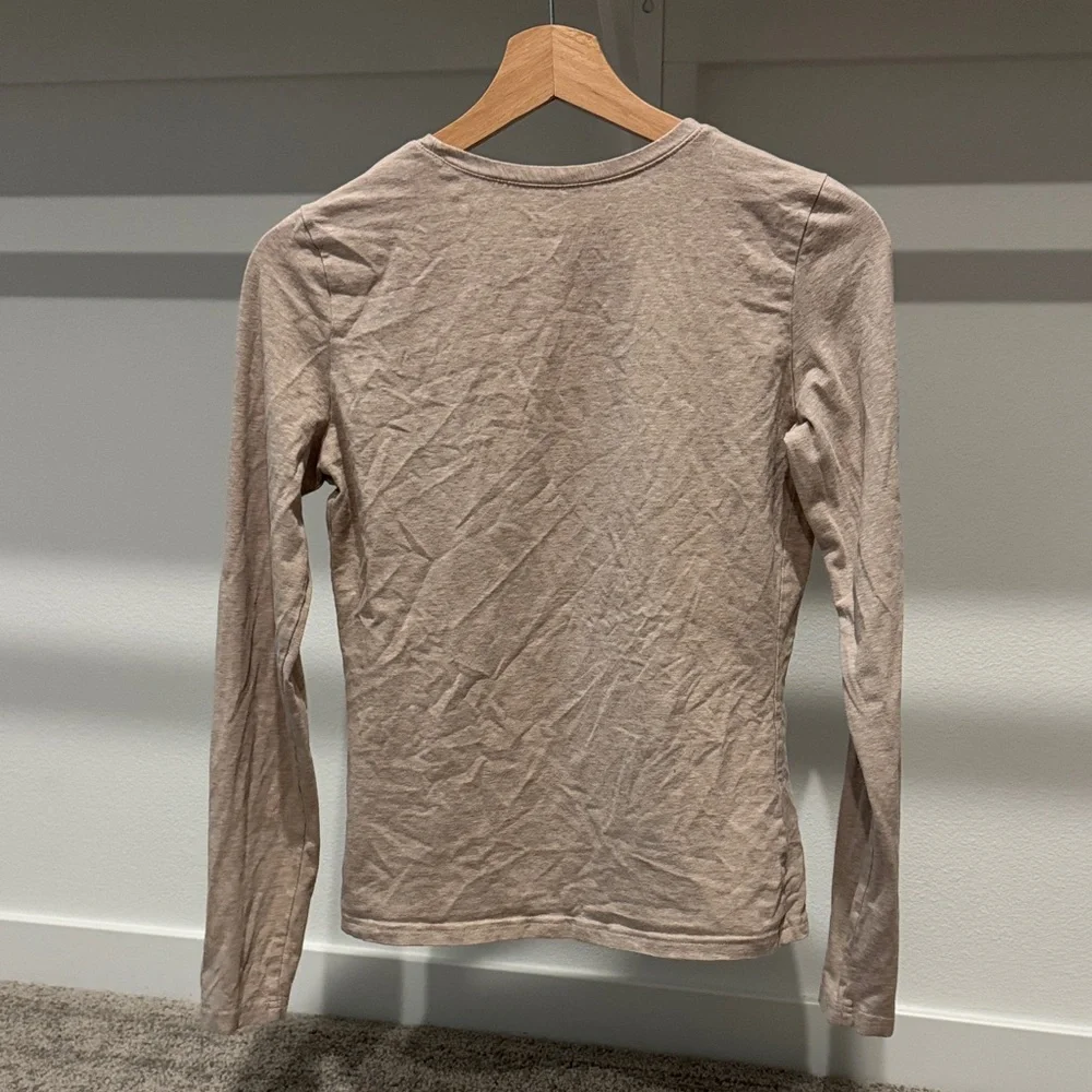 Pact Oat Heather Organic Cotton Long Sleeve Tee, XS - Picture 5 of 5